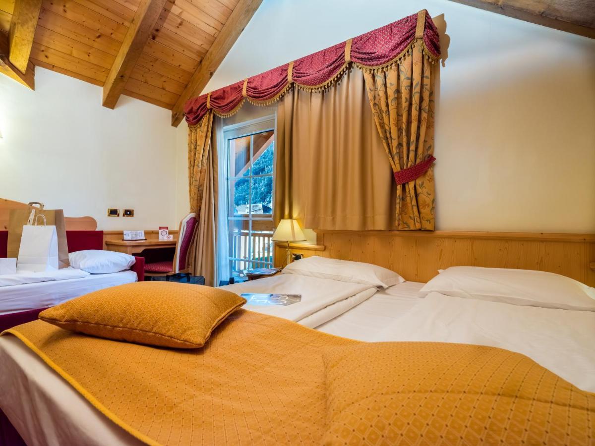 Albergo Dimaro Wellness Hotel Bagian luar foto