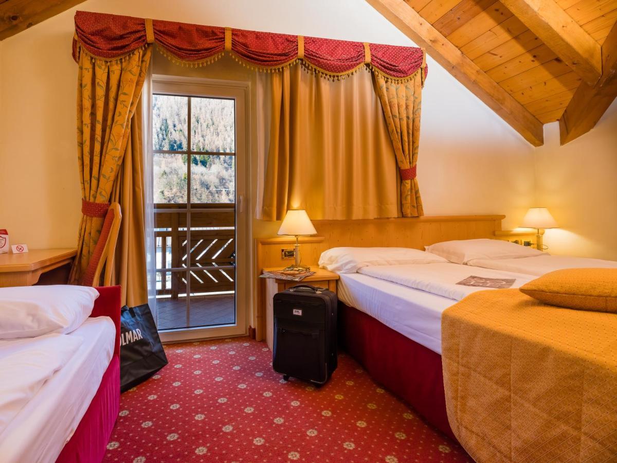 Albergo Dimaro Wellness Hotel Bagian luar foto