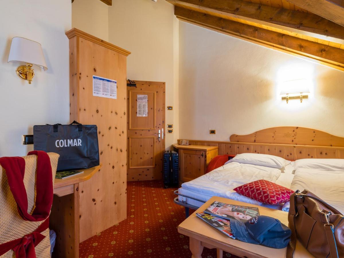 Albergo Dimaro Wellness Hotel Bagian luar foto