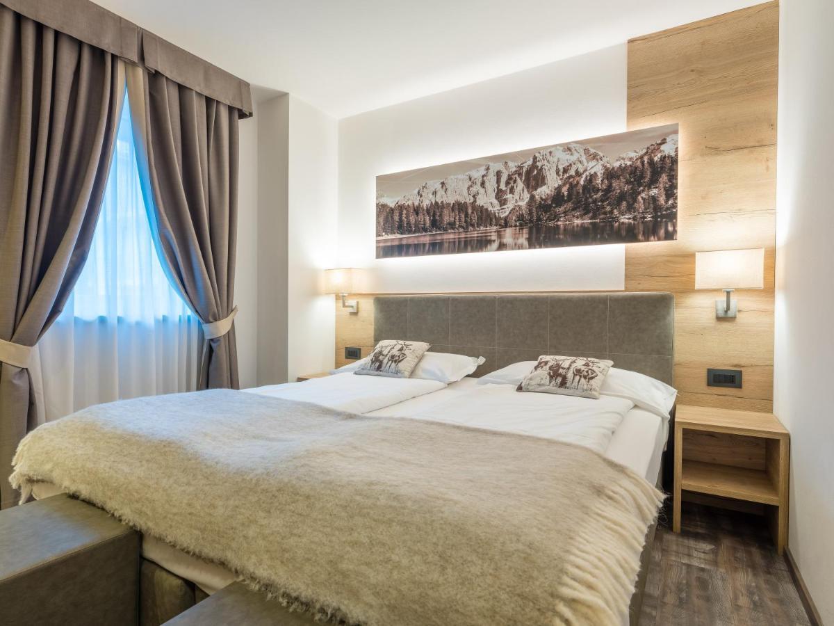 Albergo Dimaro Wellness Hotel Bagian luar foto