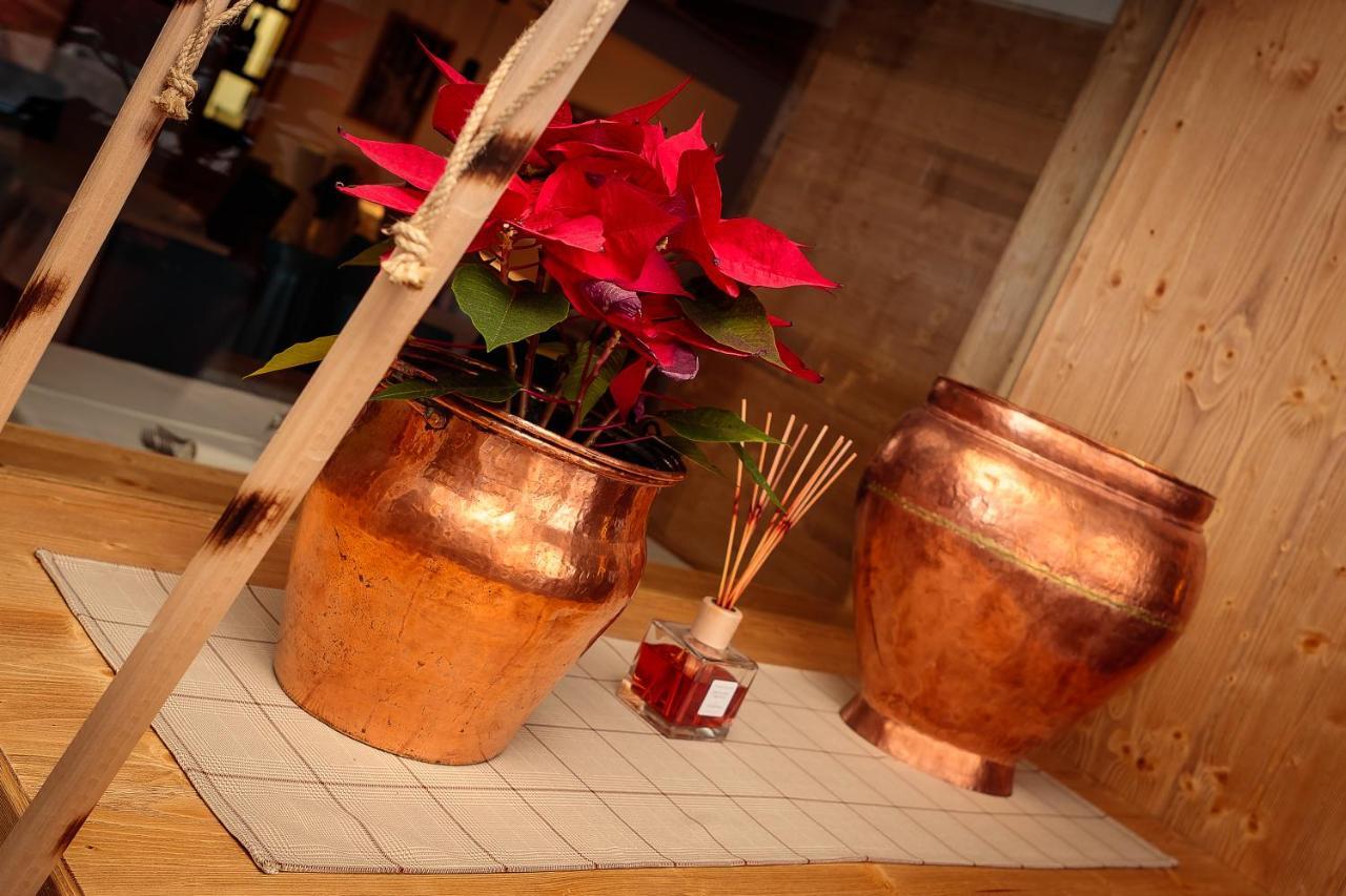 Albergo Dimaro Wellness Hotel Bagian luar foto