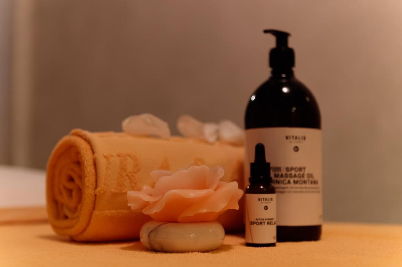 Albergo Dimaro Wellness Hotel Bagian luar foto
